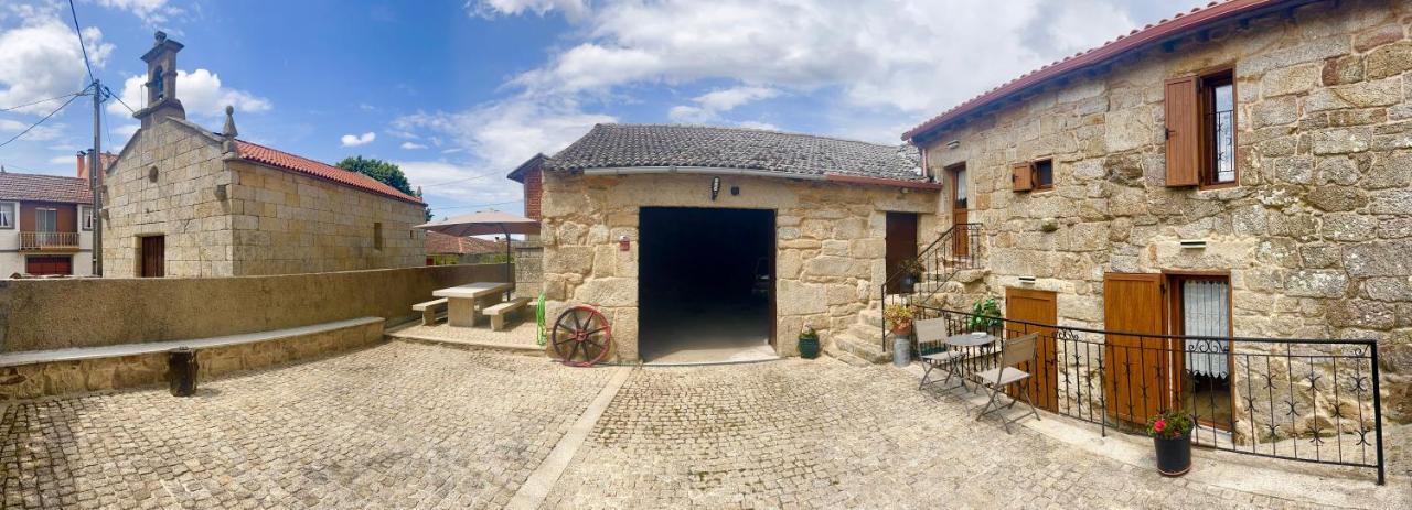 Casinhas Da Capela Vila Tourem Exterior foto