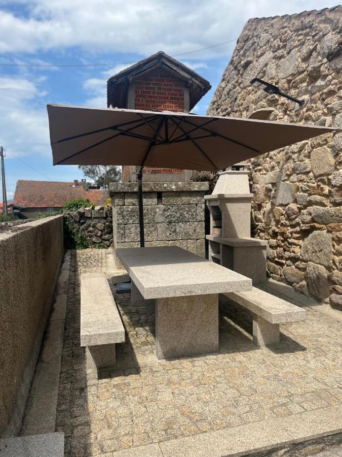 Casinhas Da Capela Vila Tourem Exterior foto